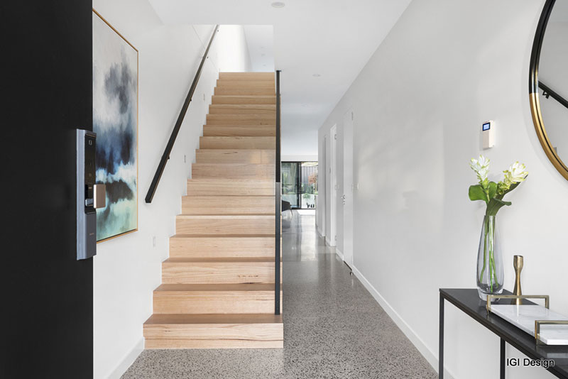 <?php the_title(); ?>