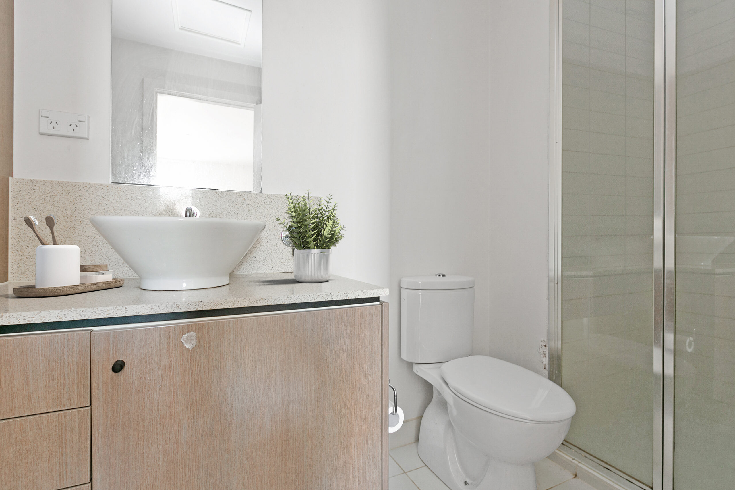 <?php the_title(); ?>